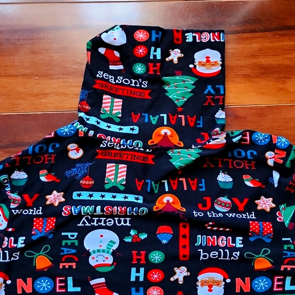EUC Alison Andrews turtleneck top🎅🎅🎅 Runs large - Picture 2 of 7